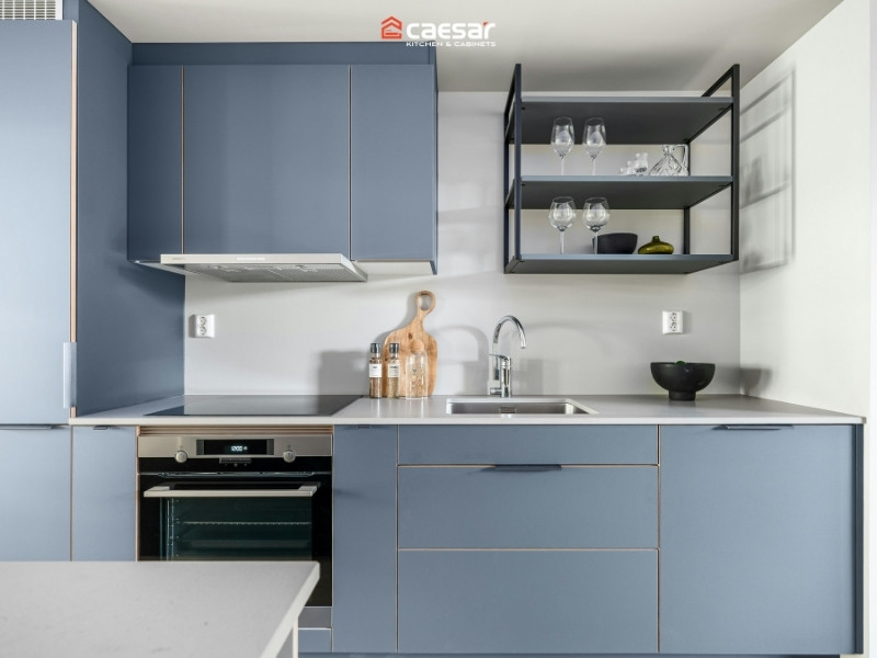 Hệ thông tủ bếp treo tường tận dụng chiều cao