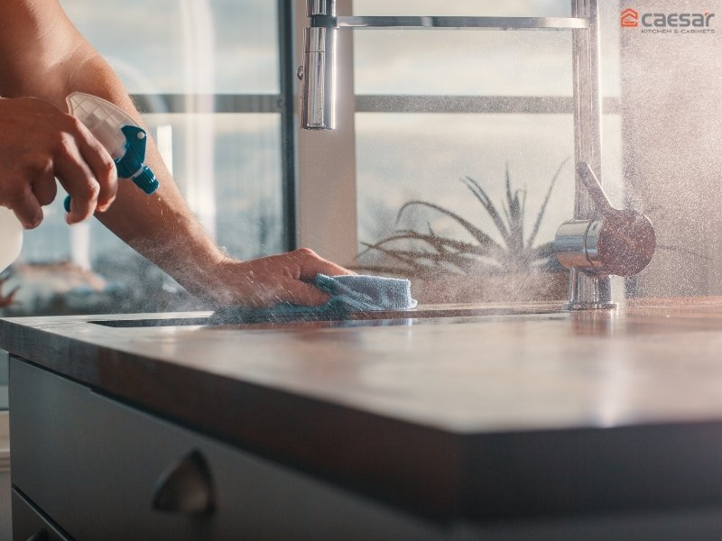 Hướng dẫn vệ sinh mặt bếp